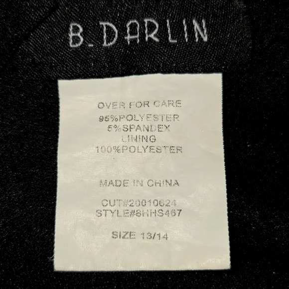 Black  (Junior's) Dress - Picture 5 of 7